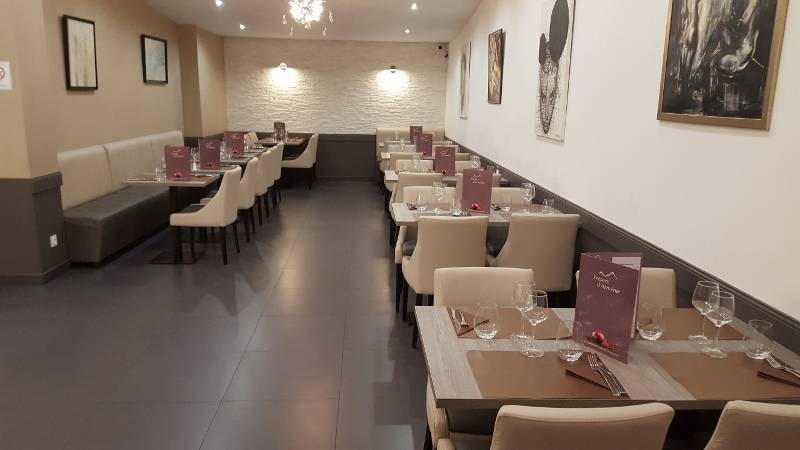 PRIVATISATION DE SALLE POUR DES RÉCEPTIONS ET SÉMINAIRES MARSEILLE